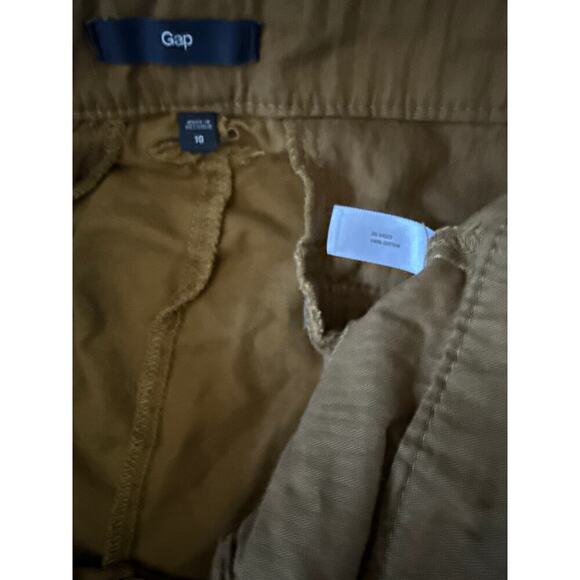 GAP GIRLFRIEND SHORTS size 10 cotton - Picture 2 of 3